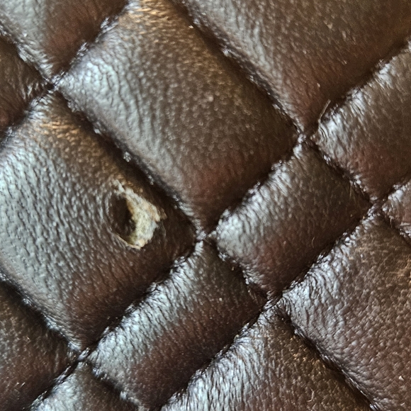 Kurt Geiger Black Quilted Chain Bag With Flaws - Picture 5 of 8